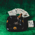 Hoe wordt bepaald wie er wint bij online poker?